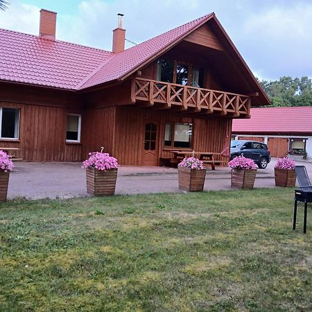 Guest House Vilcini Bernāti Exteriér fotografie