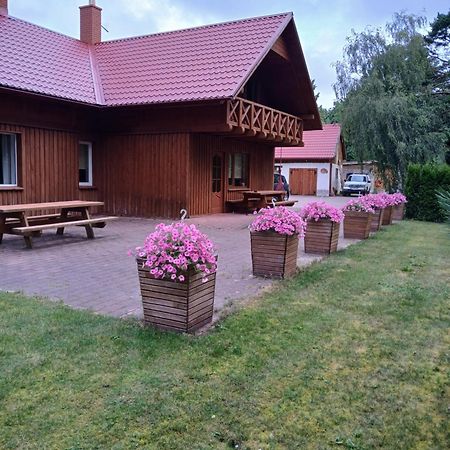 Guest House Vilcini Bernāti Exteriér fotografie