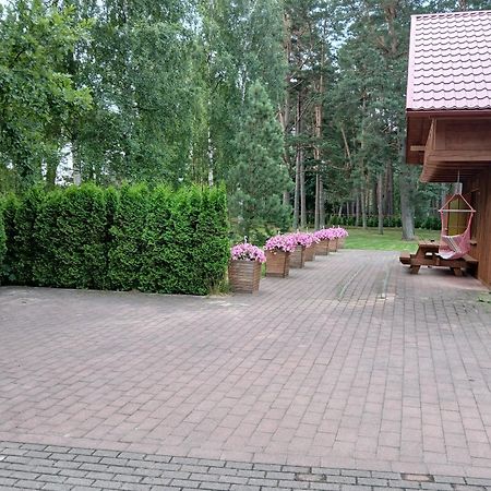 Guest House Vilcini Bernāti Exteriér fotografie