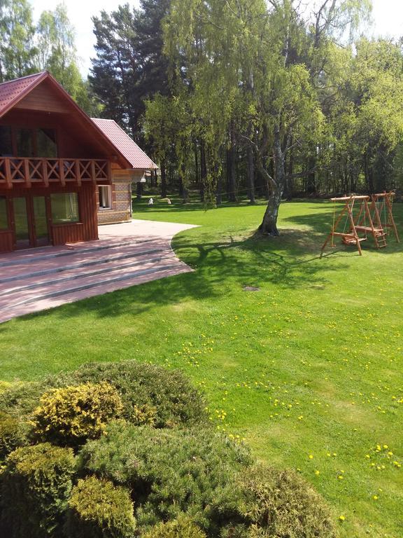 Guest House Vilcini Bernāti Exteriér fotografie