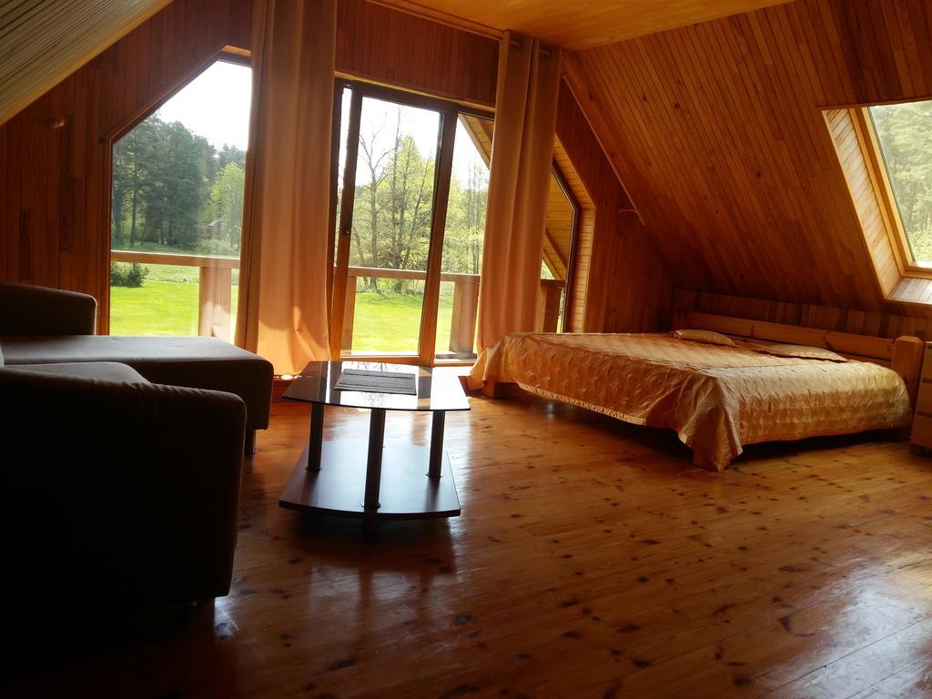Guest House Vilcini Bernāti Exteriér fotografie