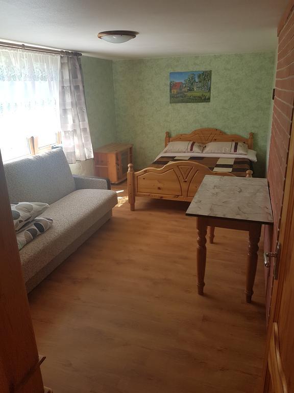 Guest House Vilcini Bernāti Exteriér fotografie