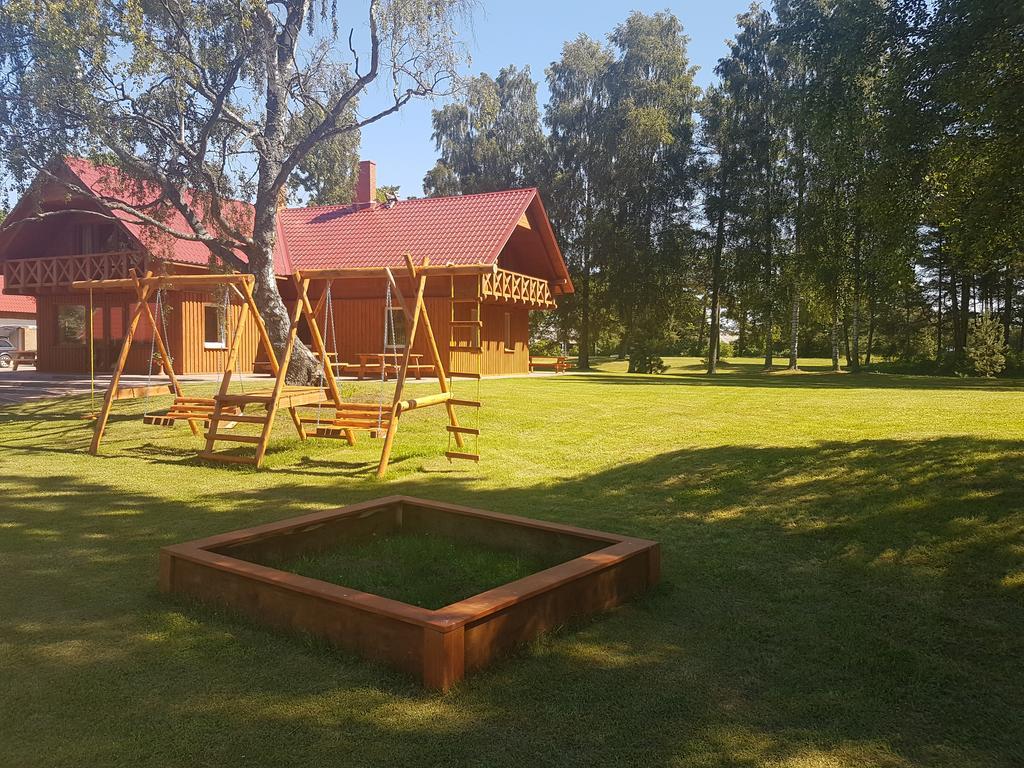 Guest House Vilcini Bernāti Exteriér fotografie